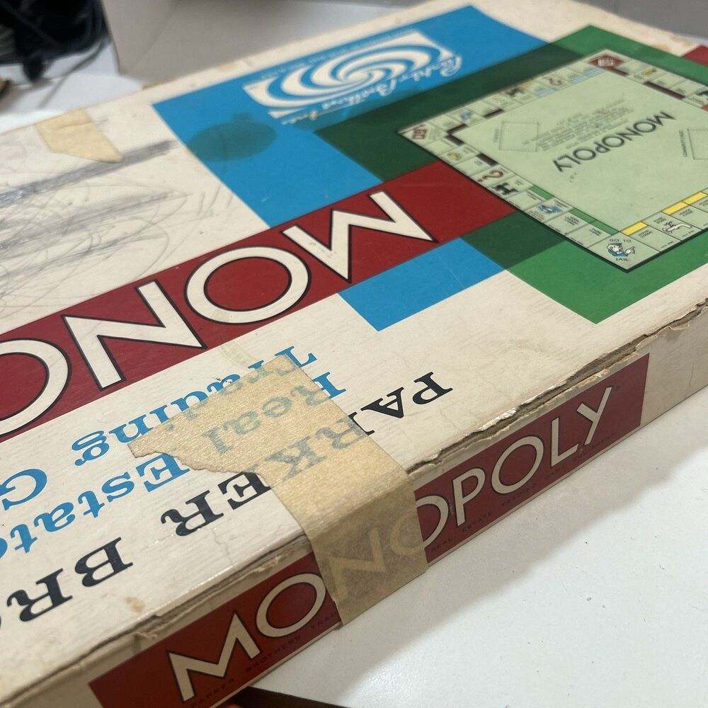 Vintage 1961 MONOPOLY Board Game Parker Brothers with Metal Tokens - Picture 13 of 15